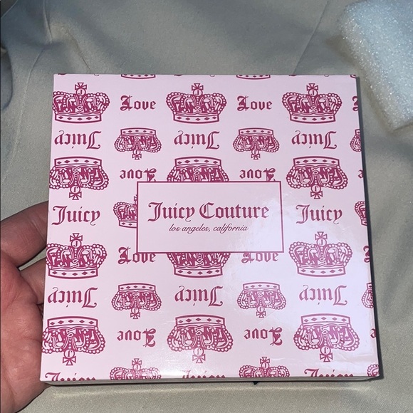 Juicy Couture Pink and Black Card Holder - Picture 8 of 8